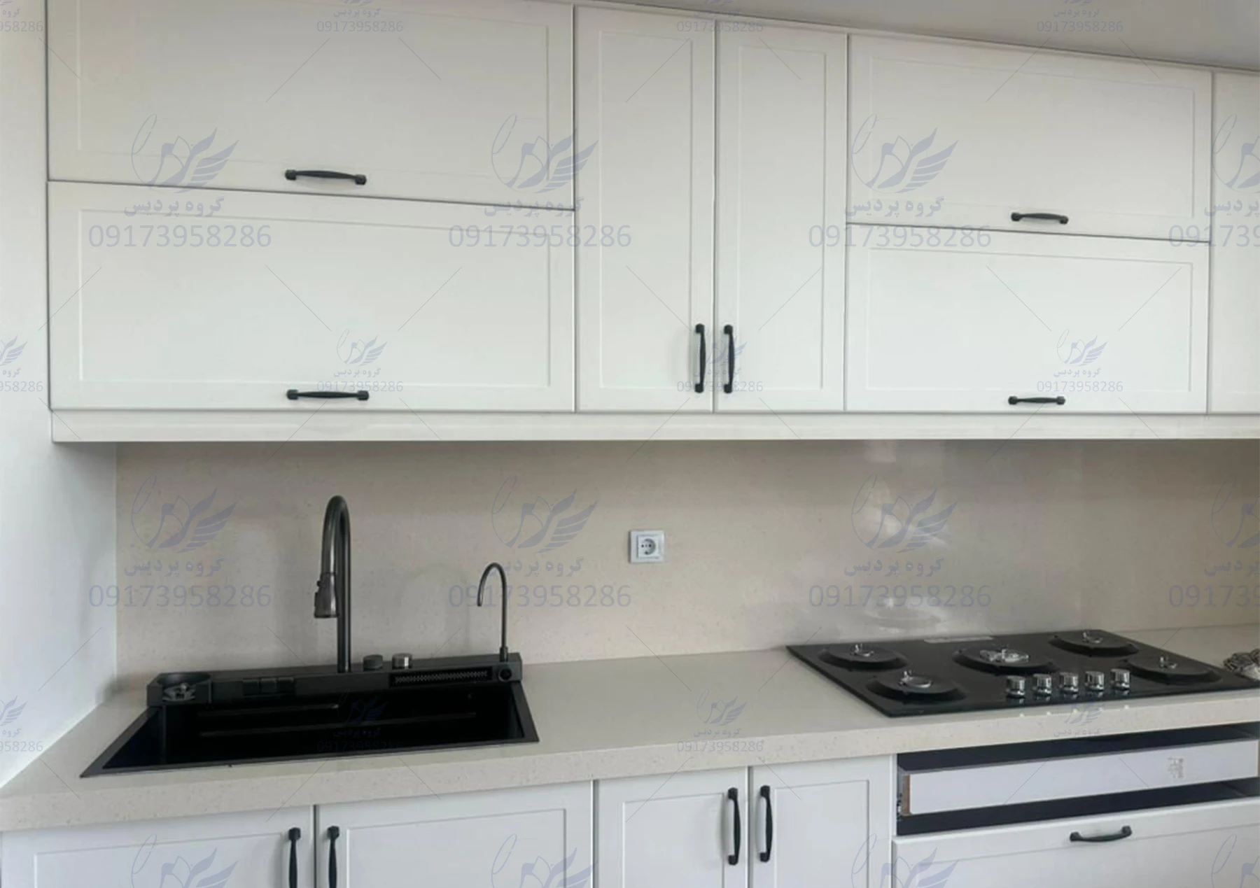 کوارتز توتم 1103 Cosmos White Diamante