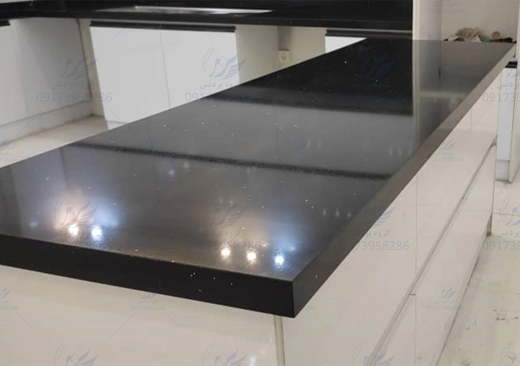 کوارتز توتم 2203 Stella Nero